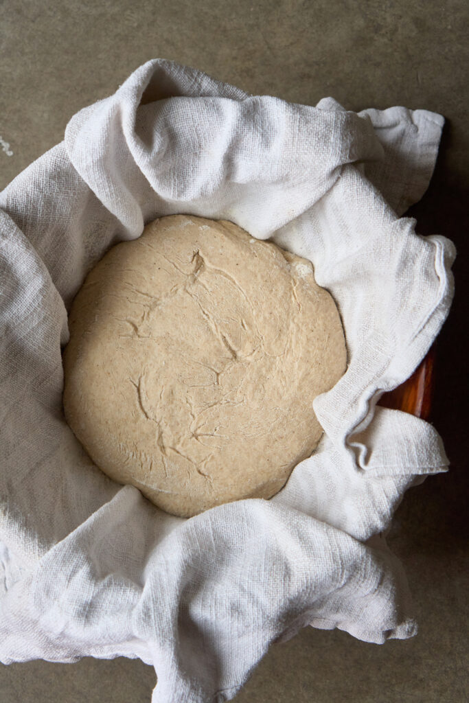 Sauerteig Brot Backen